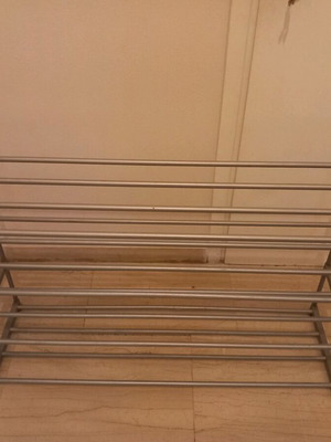 Shoe rack like new, metal rods with plastic joints, 90x74x29.5 cm