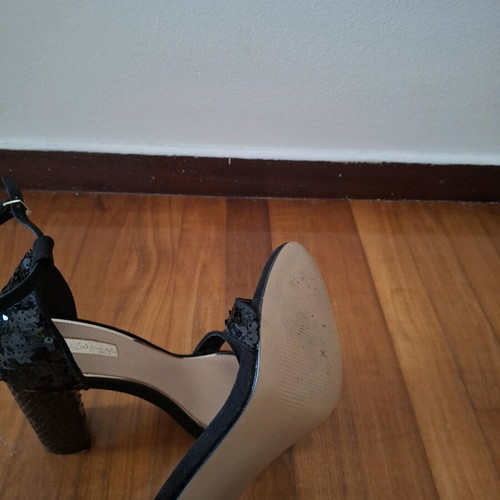 Miss Unique Sandals Size 39 Black New, Unworn