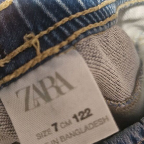 Zara jeans like new, comfortable fit for 7 years old