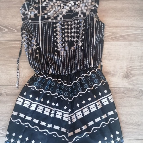 One-piece short romper new, black and blue