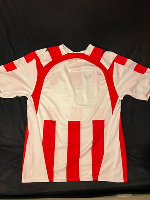 Olympiacos jersey, size large, authentic
