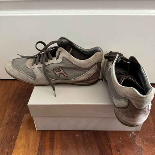 Hogan sneakers used, size 44.5, olive color