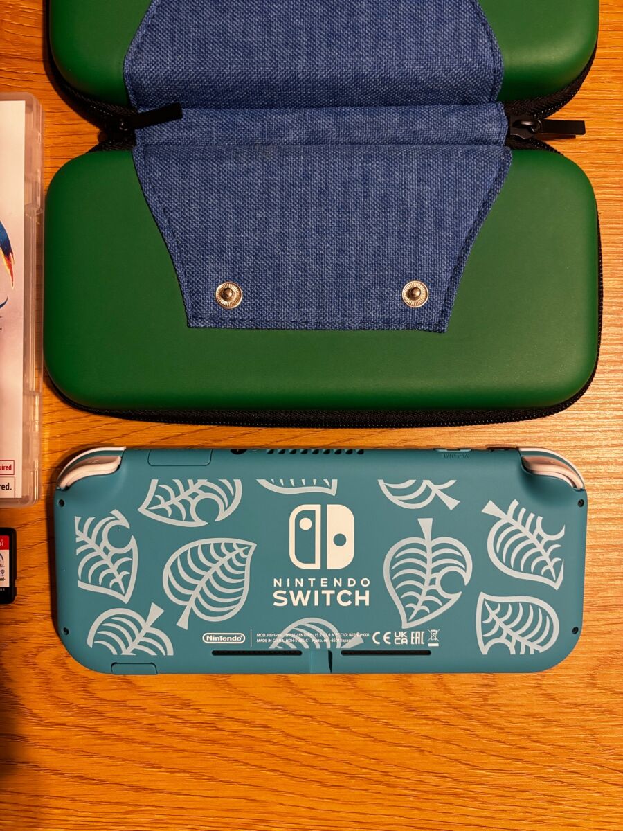 Nintendo Switch Lite Turquoise like new… - € 240,00 - Vendora.cy