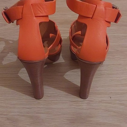 Ralph Lauren orange sandals like new, size 38.5