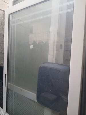 Aluminum sliding balcony door used 2.05 x 1.05 m
