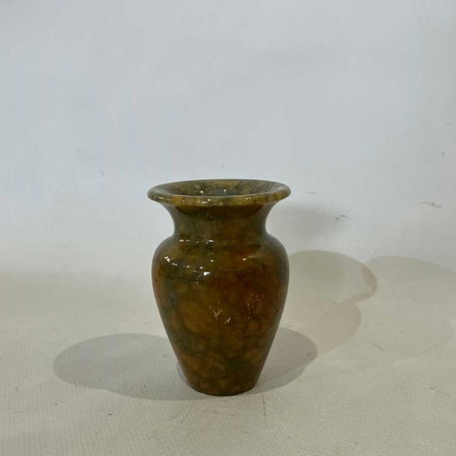 Vintage marble vase 10x7 used