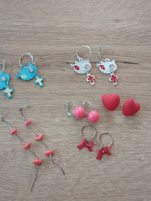 Earrings set like new, 6 pairs multicolor
