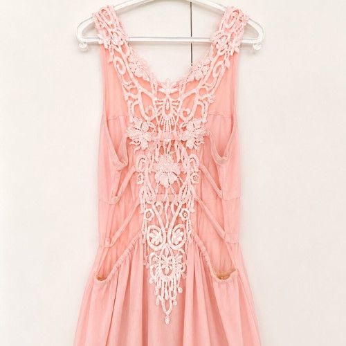 bsb dress with lace on the back
