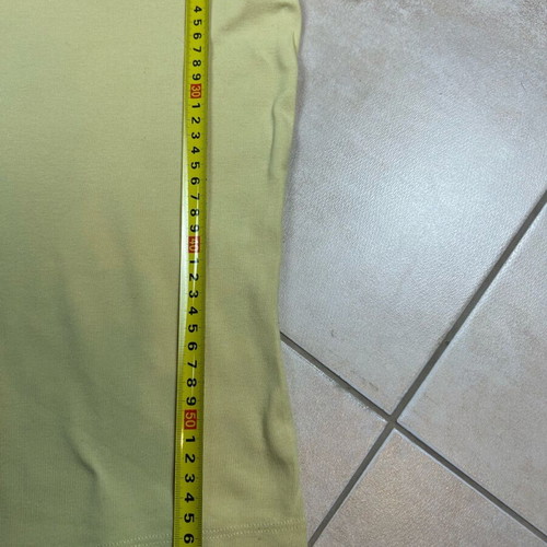Levi’s yellow women's T-shirt, size XS, classic Batwing logo