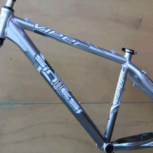 Mountain bike frame Sintesi Viper and Rockshox fork like new