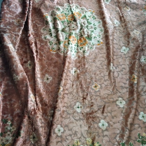 Velvet wall hanging blanket used vintage 1.85x2.40