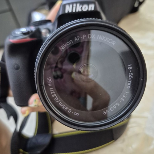 DSLR Nikon D3500 camera