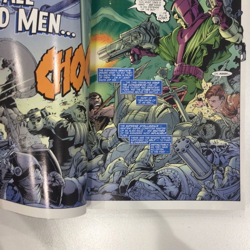 Avengers Legends Avengers Forever Marvel volume like new, in English