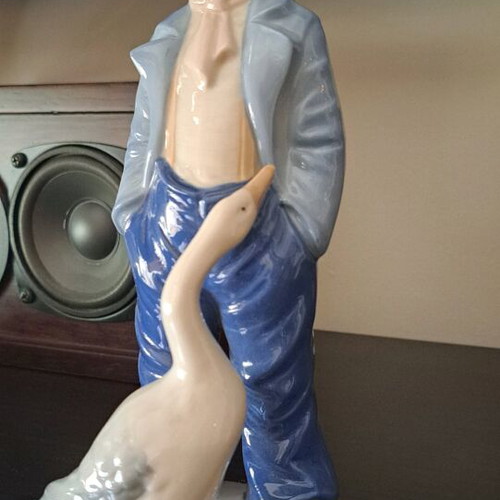Vintage porcelain figurine boy with goose new, 25 cm