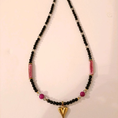 Heart necklace 632 new, black and pink