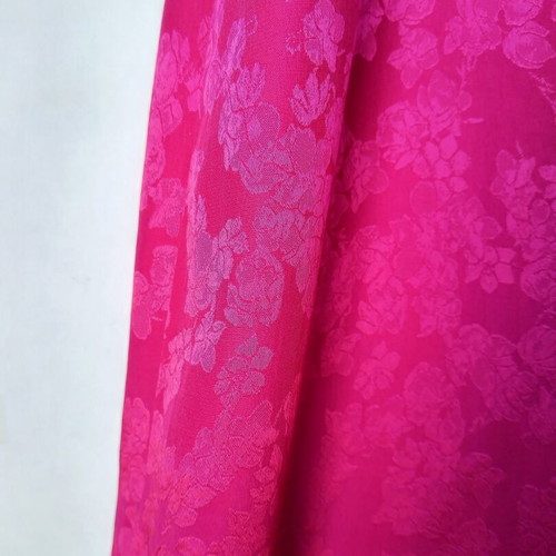 Art Dealer Midi Skirt with Etched Flowers Fuschia Size L like new