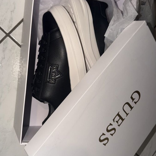 Guess sneakers new, size 43, black and white