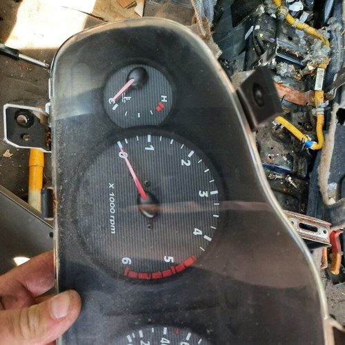 Hyundai Santa Fe 04mod diesel instrument cluster used from automatic transmission