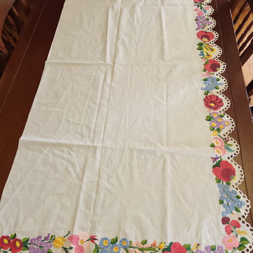 Handmade embroidery used 150x75