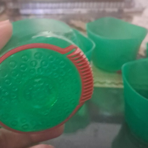 Special Drinking Cups like new, set of 6 for swallowing difficulties