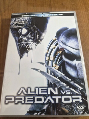 Alien vs. Predator DVD like new, action and fantasy