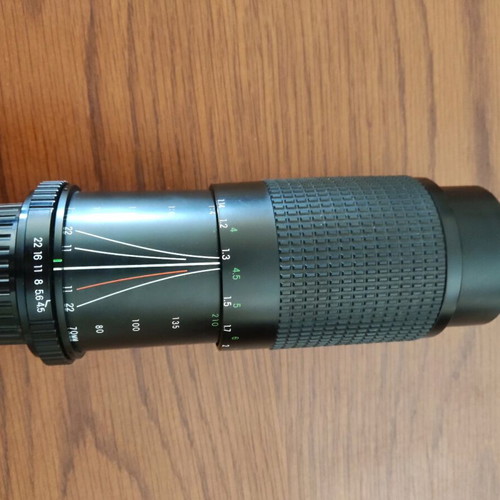 Super Cosina 70-210mm MC Macro camera lens like new