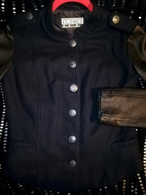 Closed jacket used, wool with leather sleeves, size M