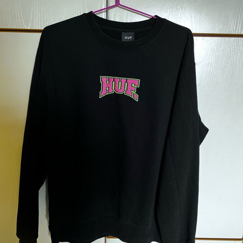 HUF Sweatshirt Size Large Black like new with embroidered logo