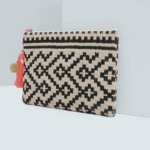 Mango straw bag like new