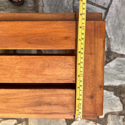 Folding wooden outdoor table like new, 134×63 cm