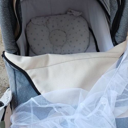 Baby stroller with two baskets, like new, winter and summer