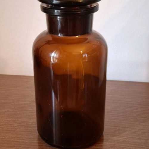 Glass pharmacy bottle 500ml used