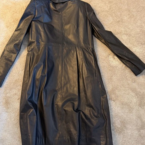 Valentino leather trench coat new, very soft leather, black, size M
