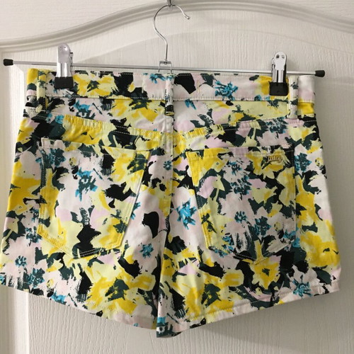 Juicy Couture floral shorts like new, size XS/S, multicolored