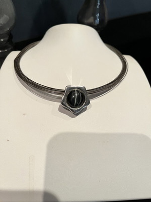 Necklace Oxette stainless steel used in excellent condition