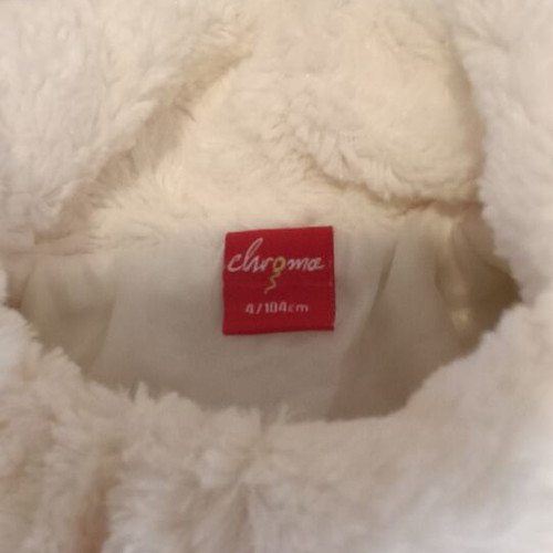 White girls' long coat with fur details