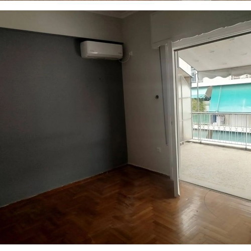 Apartment in Koukaki 66m² with 2 bedrooms, balcony and gas heating