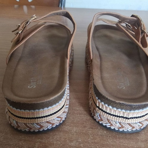 Platform sandals size 37 used, beige, soft and comfortable
