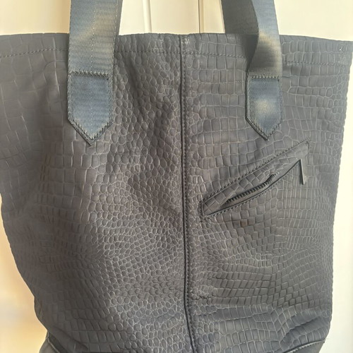 Kendall + Kylie shoulder bag like new, black