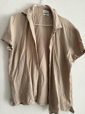Short Sleeve Shirt beige size M, like new, relaxed fit