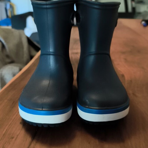 Crocs kids rain boots like new