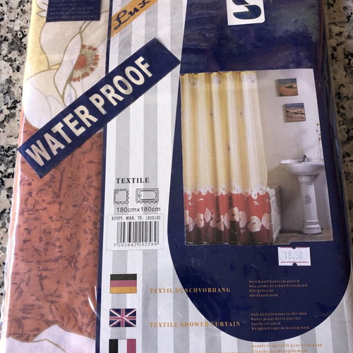 Fabric shower curtain like new 180x180