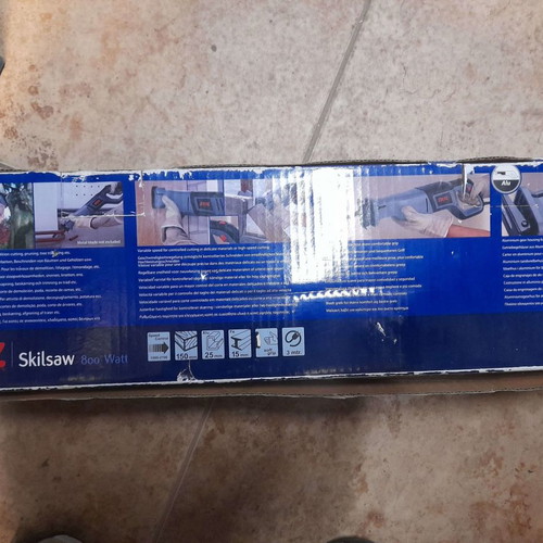 Skil Reciprocating Saw 800W new with 3m cable