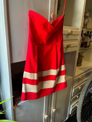 Zara strapless dress S coral like new