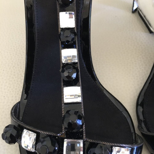 Le Silla sandals size 39 used, black leather with clear heel and white crystals