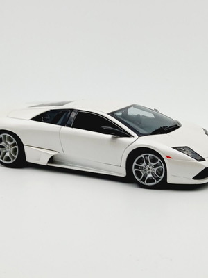 Maisto Lamborghini Murcielago 1/18 like new with custom wheels and box