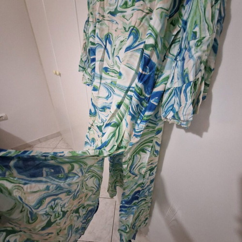 Caftan new 100% viscose size L/XL with embroidery and bell sleeves