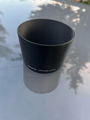 Olympus lens hood LH-61D