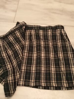 Mini green checkered skirt and top blouse like new