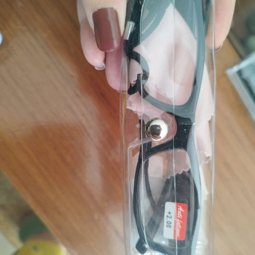Presbyopia glasses new, +2.00 strength, black unisex